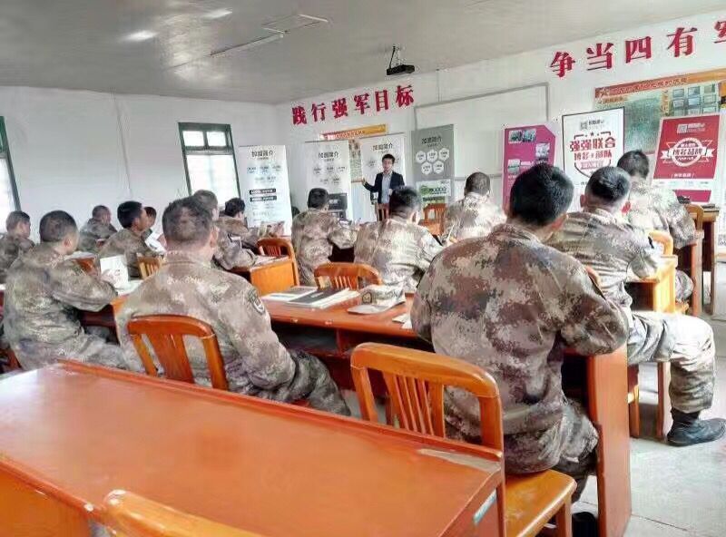 退伍军人详细了解茶桔便奶茶加盟项目